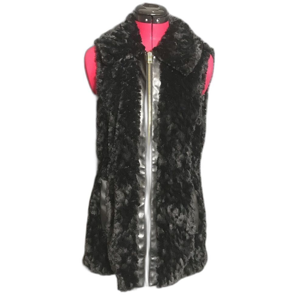 Andrew Marc Vest Women’s Size Medium Faux Fur Front Zipper Pockets